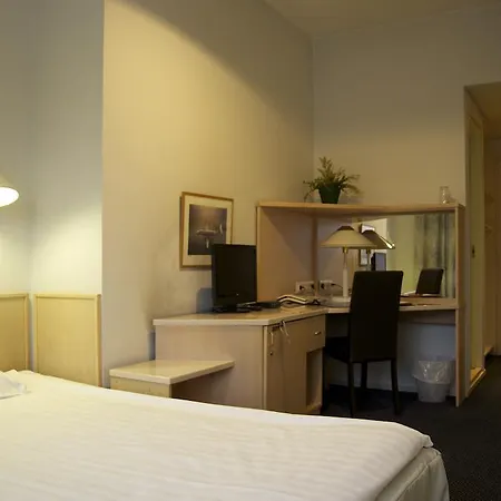 Hotell Avion 3*